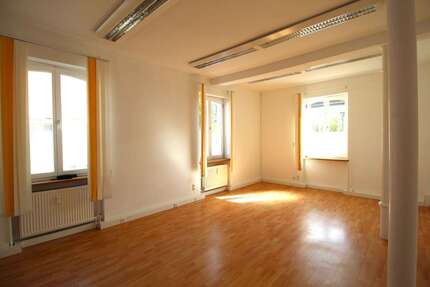 Gewerbeobjekt Niedernhausen - 1.550&euro; | Angebot:26441960