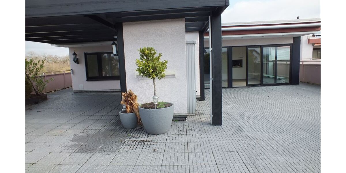 Penthouse mitten in Nauheim mit ca. 135m² Wohnfläche und 185m² Terrasse inkl. Garage - Einfamilienhaus Nauheim | Angebot:24610051