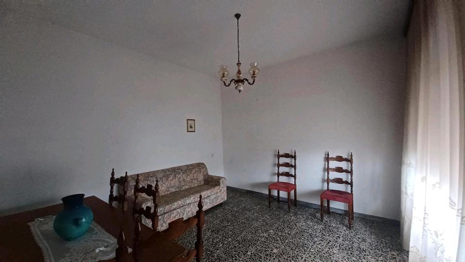 Einfamilienhaus Wiesbaden Bierstadt - 7 Zimmer, 160 m&sup2;, 95.000&euro; | Angebot:20461448