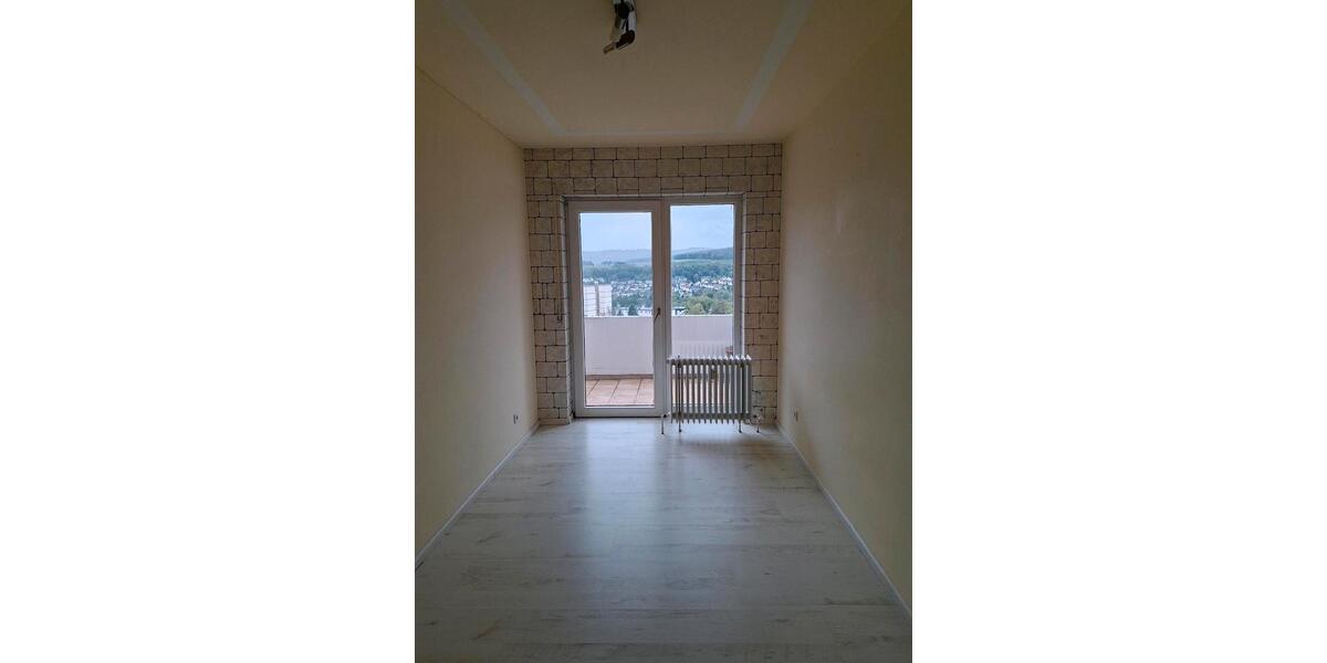 Etagenwohnung Niedernhausen - 4.5 Zimmer, 90 m&sup2;, 340.000&euro; | Angebot:27477188