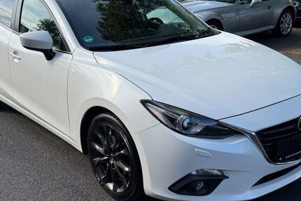 Mazda 3 98.500 km 11.499 &euro; Wiesbaden 65203