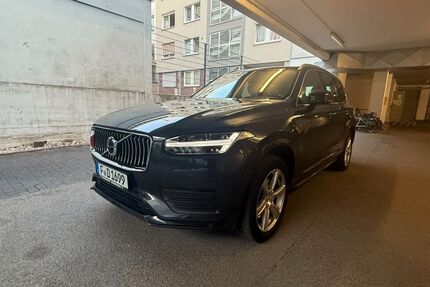 Volvo XC90 49.800 km 36.900 &euro; Eppstein- Bremthal 65817