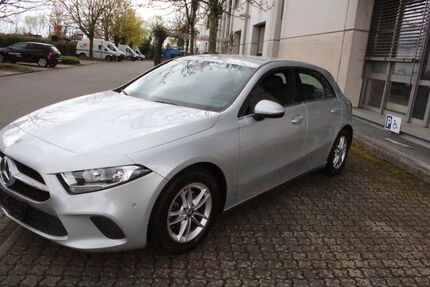 Mercedes-Benz A 200 96.000 km 16.700 &euro; Rüsselsheim 65428