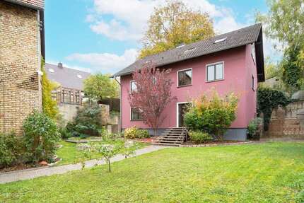Haus Saulheim - 7 Zimmer, 225 m&sup2;, 499.000&euro; | Angebot:27182049