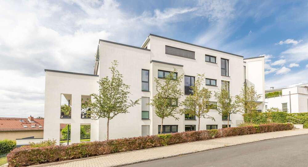 Etagenwohnung Wiesbaden Südost - 4 Zimmer, 146 m&sup2;, 3.200&euro; | Angebot:27329002