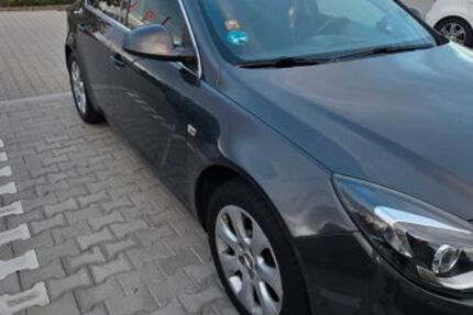 Opel Insignia 260.000 km 3.950 &euro; Flörsheim 65439