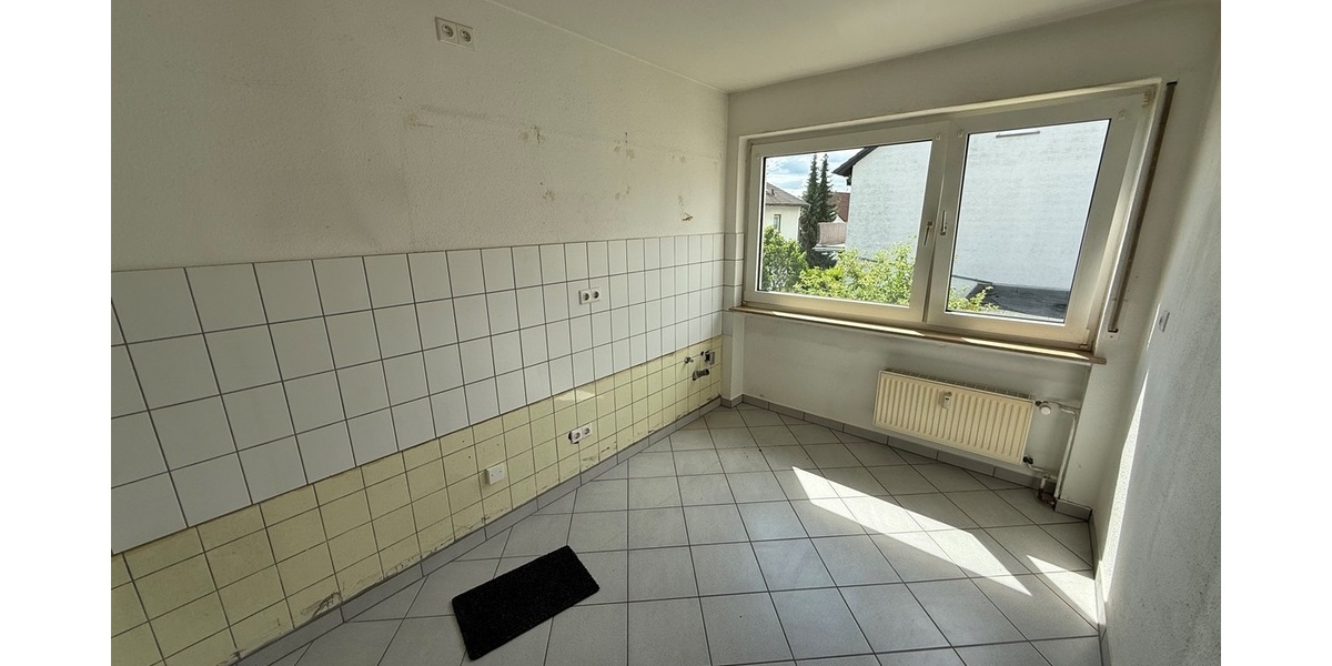 Hofheim-Diedenbergen: 2 Generationen- oder XXL-Haus in toller Ruhelage - Zweifamilienhaus Hofheim | Angebot:27499618