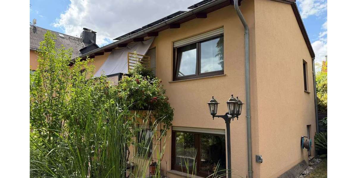 Einfamilienhaus Kriftel - 12 Zimmer, 263 m&sup2;, 965.000&euro; | Angebot:27298581