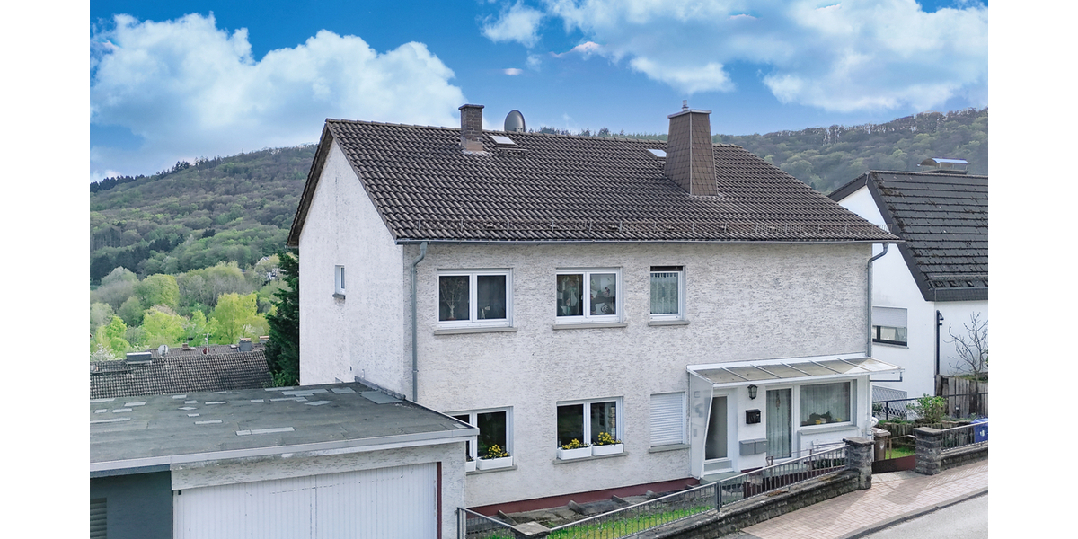 Mehrfamilienhaus mit Bauplatz in Ruppertshain - Mehrfamilienhaus, Wohnhaus Kelkheim | Angebot:26339448