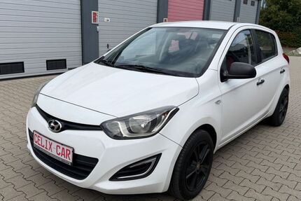 Hyundai i20 114.000 km 4.990 &euro; Gross Gerau 64521