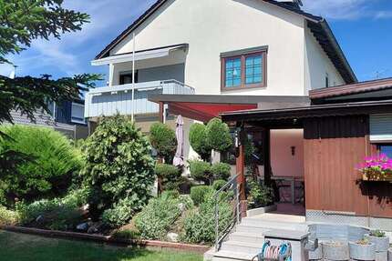 Haus Hattersheim am Main - 9 Zimmer, 200 m&sup2;, 585.000&euro; | Angebot:27071135