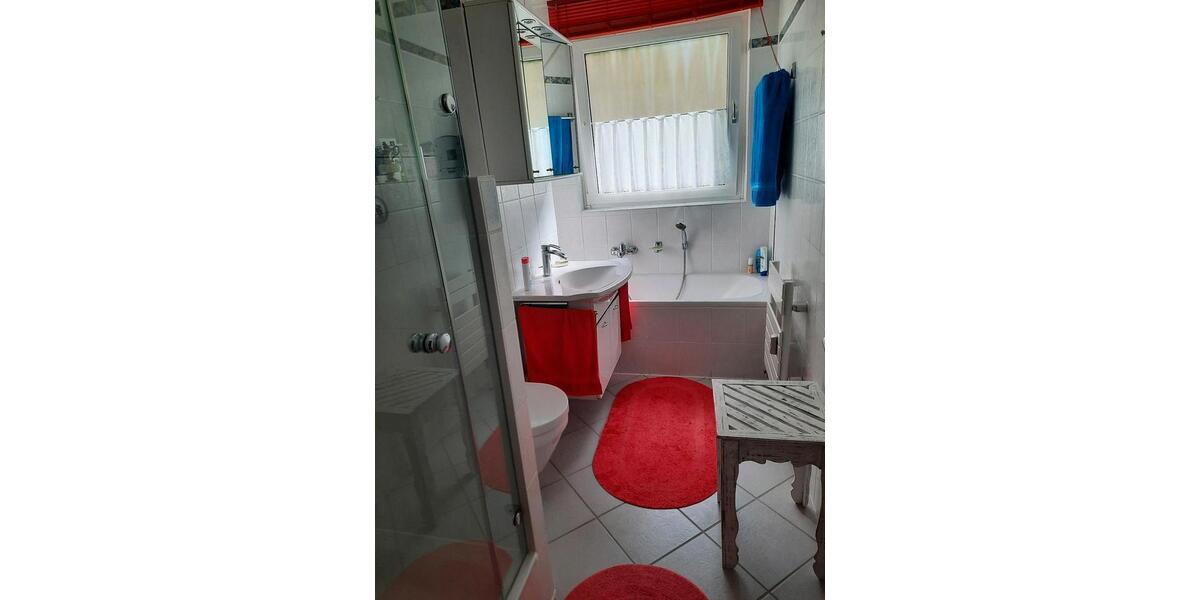 Etagenwohnung Wiesbaden Mainz-Amöneburg - 3 Zimmer, 95 m&sup2;, 317.000&euro; | Angebot:27204269