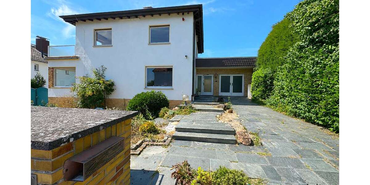Einfamilienhaus Hofheim am Taunus - 6 Zimmer, 228 m&sup2;, 895.000&euro; | Angebot:27212653