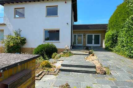 Haus Hofheim am Taunus - 6 Zimmer, 228 m&sup2;, 895.000&euro; | Angebot:27212653