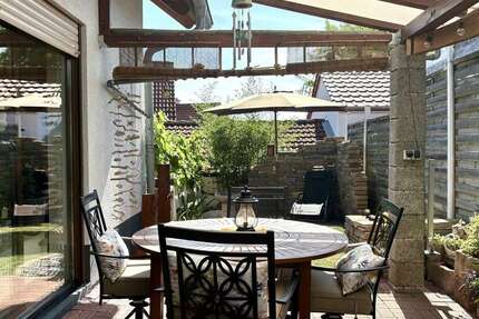Haus Vendersheim - 8 Zimmer, 217 m&sup2;, 475.000&euro; | Angebot:27299943