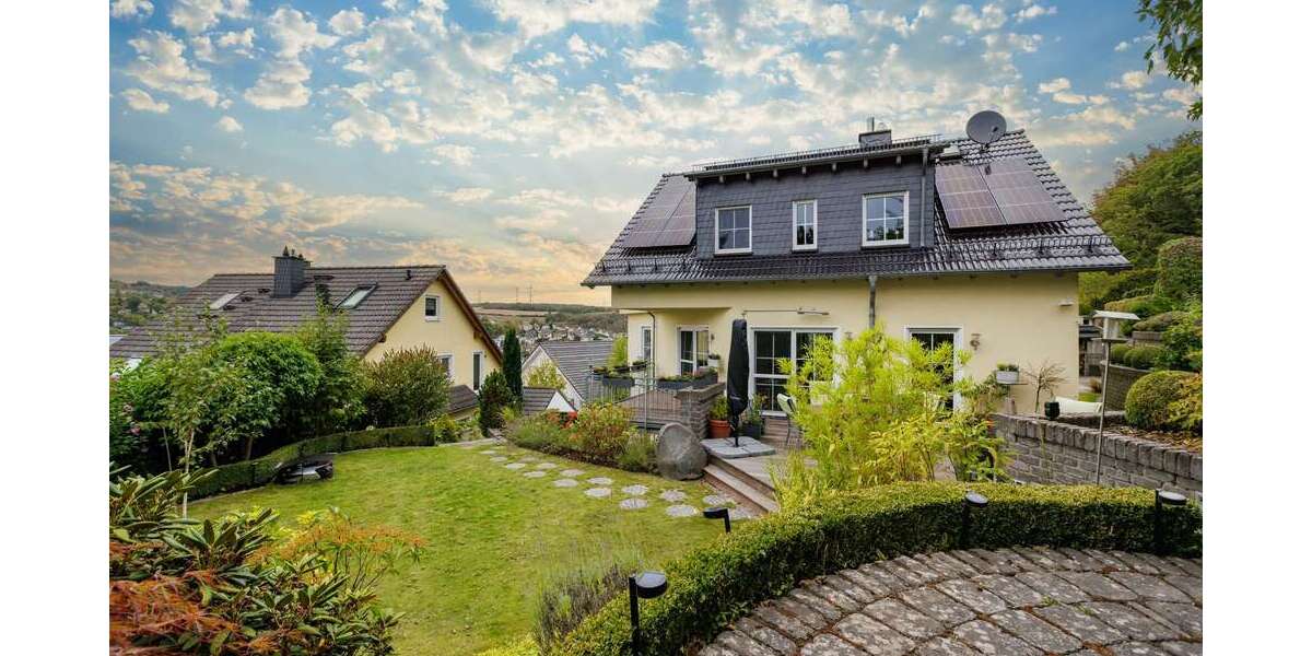 Einfamilienhaus Bad Schwalbach - 6 Zimmer, 209 m&sup2;, 1.050.000&euro; | Angebot:27429400