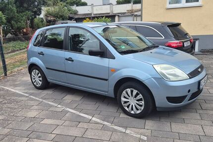 Ford Fiesta 127.000 km 1.850 &euro; Wiesbaden 65199