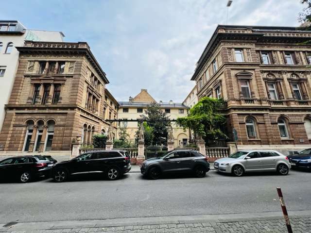 Etagenwohnung Wiesbaden Mitte - 4 Zimmer, 93 m&sup2;, 1.150&euro; | Angebot:27307727