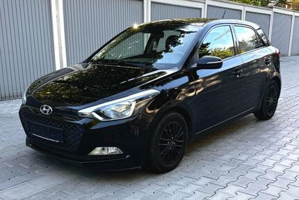 Hyundai i20 172.000 km 7.999 &euro; Eschborn 65760