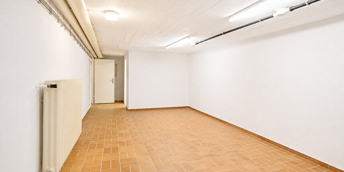 Großes Familienhaus am Sonnenhang mit Doppelgarage - Einfamilienhaus Eppstein-Vockenhausen Vockenhausen | Angebot:27120640