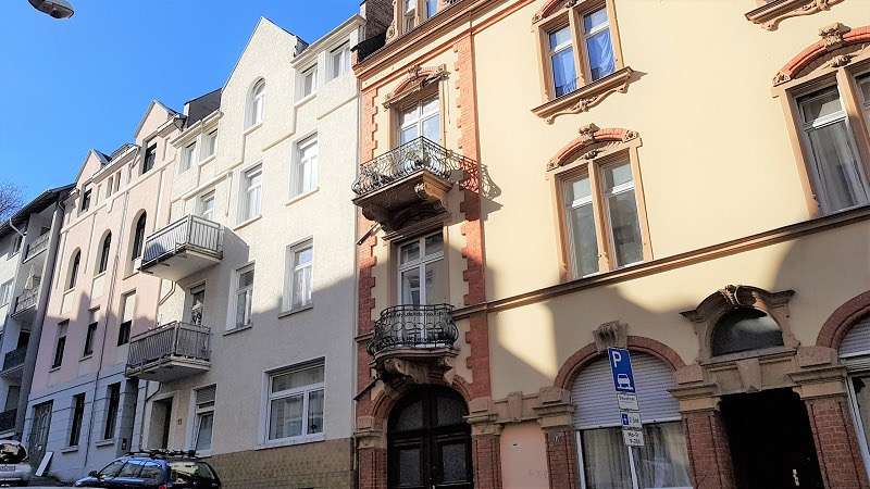 Etagenwohnung Wiesbaden Mitte - 3 Zimmer, 75 m&sup2;, 965&euro; | Angebot:27493024