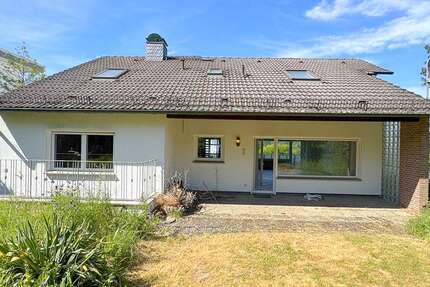 Haus Kelkheim (Taunus) / Fischbach Fischbach - 7 Zimmer, 198 m&sup2;, 780.000&euro; | Angebot:27019027