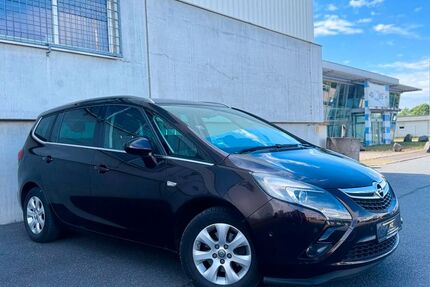Opel Zafira Tourer 135.000 km 11.799 &euro; Groß Gerau 64521