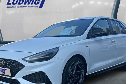 Hyundai i30 24.677 km 23.480 &euro; Idstein 65510