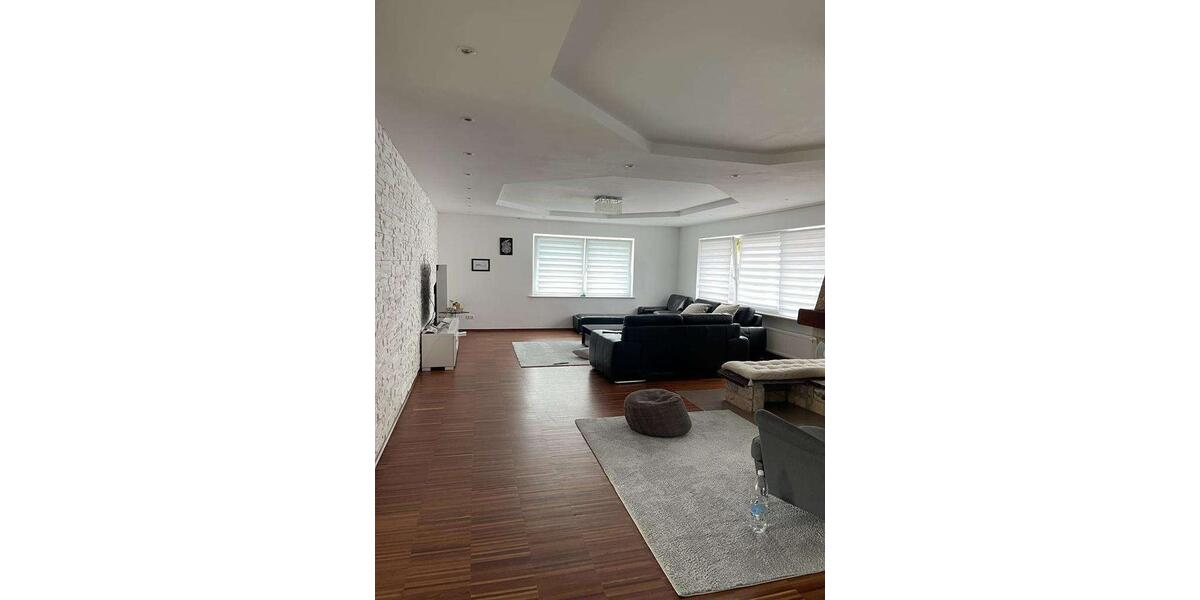 Bungalow Sulzbach (Taunus) - 4 Zimmer, 170 m&sup2;, 2.200&euro; | Angebot:26429353