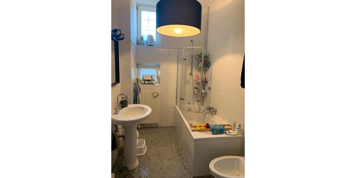 Hochparterre Wiesbaden Biebrich - 5 Zimmer, 150 m&sup2;, 810.000&euro; | Angebot:27436254
