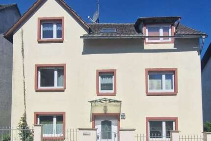 Haus Bad Schwalbach - 8 Zimmer, 189 m&sup2;, 415.000&euro; | Angebot:26816195