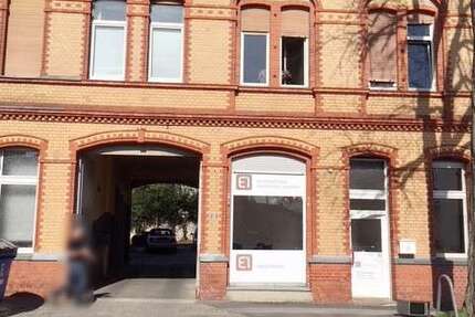 Wohnung Wiesbaden Biebrich - 2 Zimmer, 37 m&sup2;, 435&euro; | Angebot:27493167