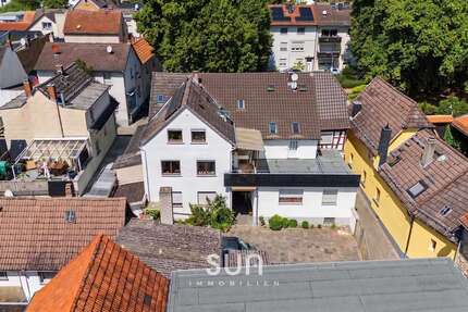 Haus Flörsheim am Main - 12 Zimmer, 364 m&sup2;, 749.000&euro; | Angebot:27222869