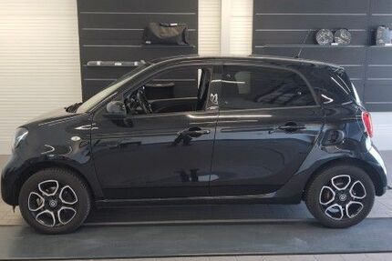 Smart ForFour 88.000 km 9.900 &euro; Wiesbaden 65201