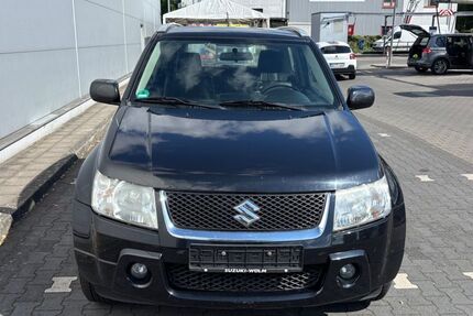 Suzuki Grand Vitara 199.000 km 3.799 &euro; Wiesbaden 65201