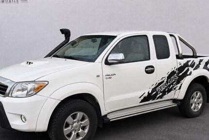 Toyota Hilux 176.000 km 17.900 &euro; Hochheim am Main 65239