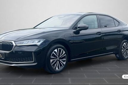 Skoda Superb 16.100 km 35.480 &euro; Wiesbaden 65197