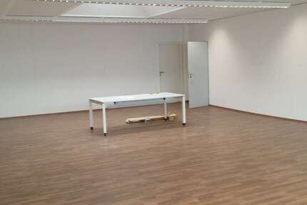 Gewerbeobjekt Kelsterbach - 300&euro; | Angebot:24016078