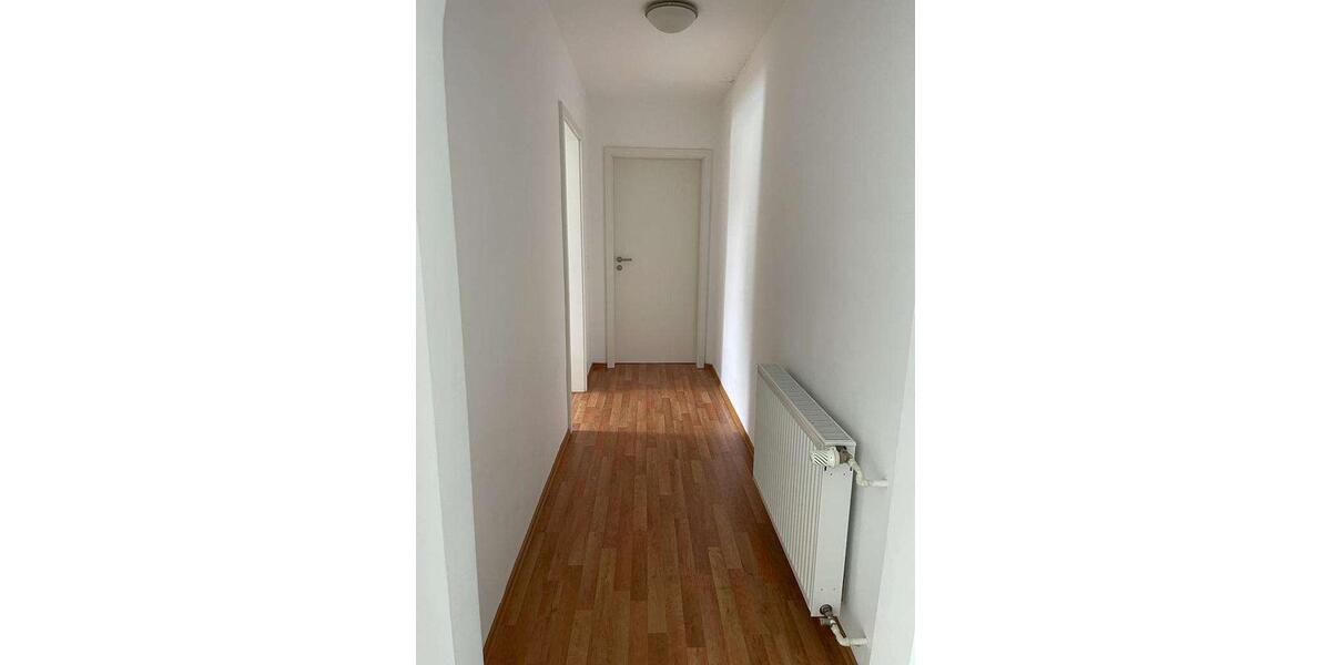 Bungalow Sulzbach (Taunus) - 4 Zimmer, 170 m&sup2;, 2.200&euro; | Angebot:26429353