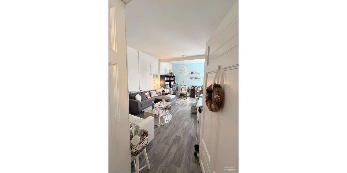 Etagenwohnung Wiesbaden Klarenthal - 2 Zimmer, 69 m&sup2;, 195.000&euro; | Angebot:27480351