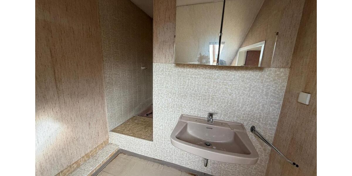 Doppelhaushälfte Hattersheim am Main - 5 Zimmer, 124 m&sup2;, 375.000&euro; | Angebot:27463327