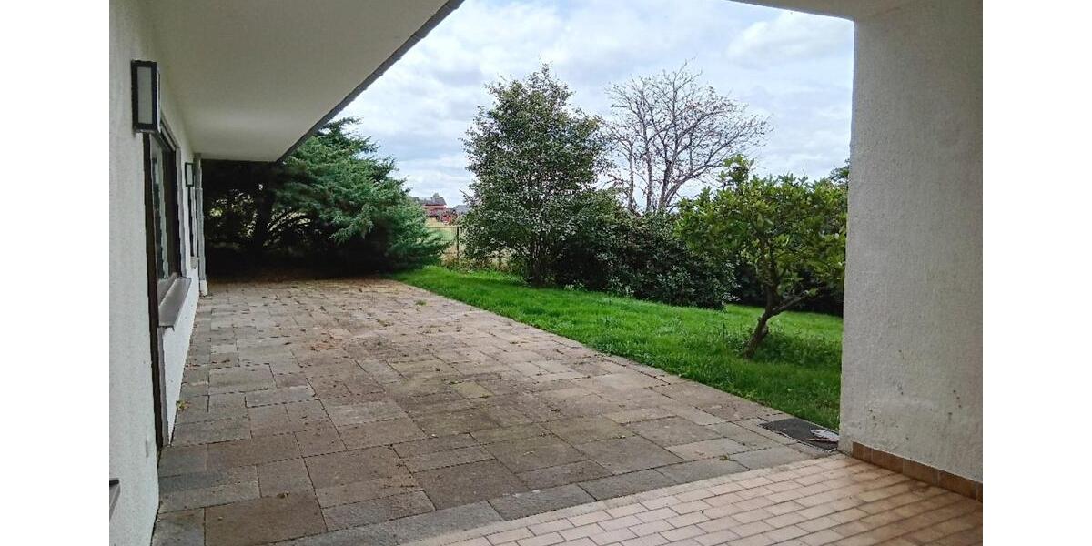 Erdgeschoßwohnung Schlangenbad - 5 Zimmer, 200 m&sup2;, 2.000&euro; | Angebot:24848187