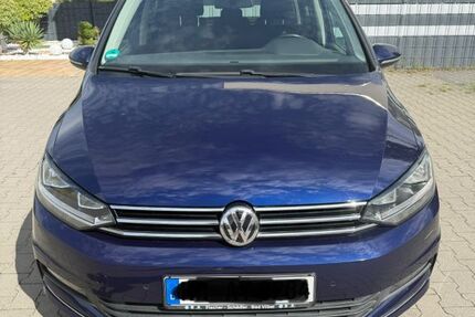 VW Touran 75.648 km 16.000 &euro; Mörfelden-Walldorf 64546