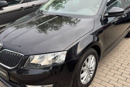 Skoda Octavia 163.861 km 7.654 &euro; Griesheim/Darmstadt 64347
