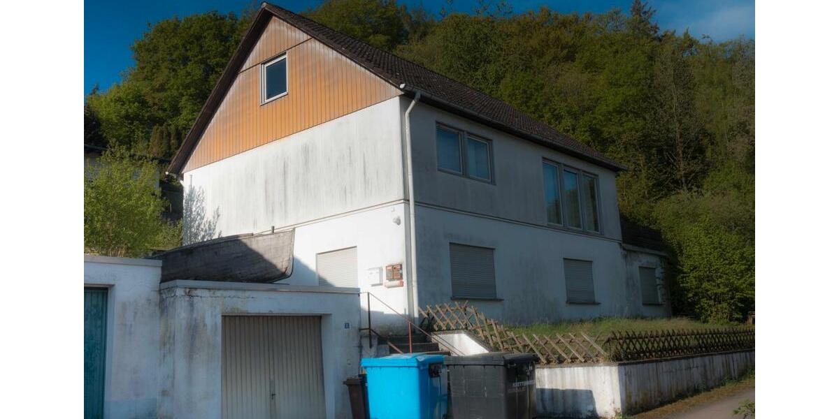 Einfamilienhaus Rüdesheim am Rhein - 8 Zimmer, 180 m&sup2;, 300.000&euro; | Angebot:26846089