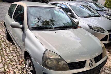 Renault Clio 110.000 km 800 &euro; Eltville am Rhein 65344