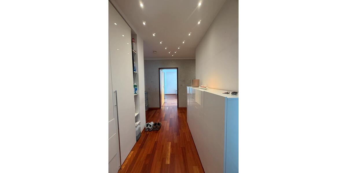 Etagenwohnung Wiesbaden Biebrich - 3 Zimmer, 77 m&sup2;, 277.000&euro; | Angebot:27429690