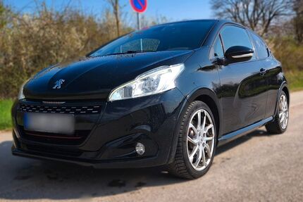 Peugeot 208 112.000 km 8.500 &euro; Kelkheim 65779
