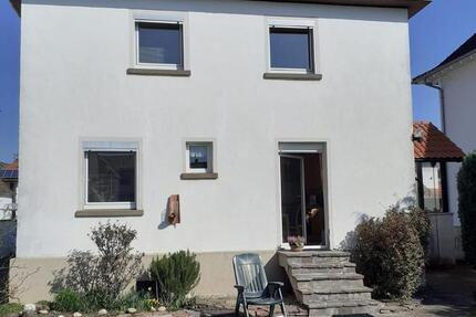 Haus Biebesheim am Rhein - 4 Zimmer, 135 m&sup2;, 535.000&euro; | Angebot:25950738