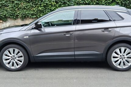 Opel Grandland (X) 34.000 km 19.900 &euro; Wiesbaden 65187